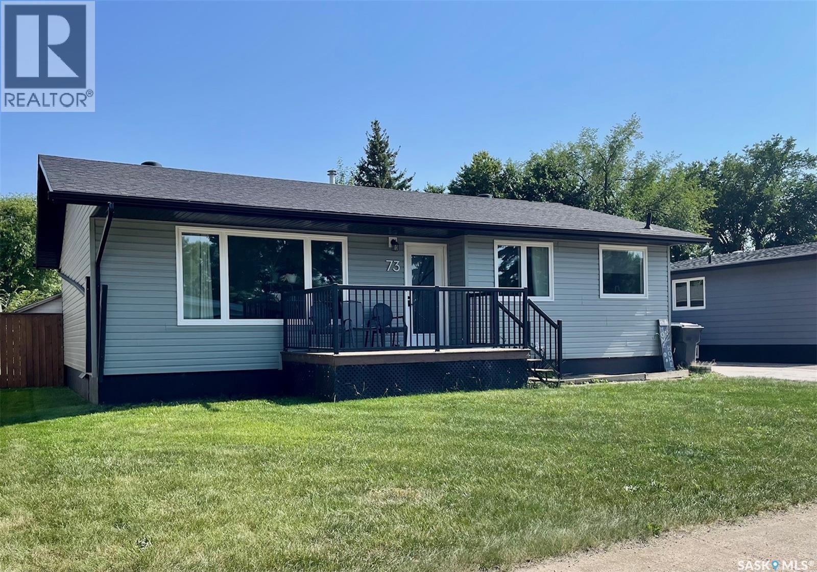 73 Cedarwood Cres, Yorkton, SK S3N 2V1