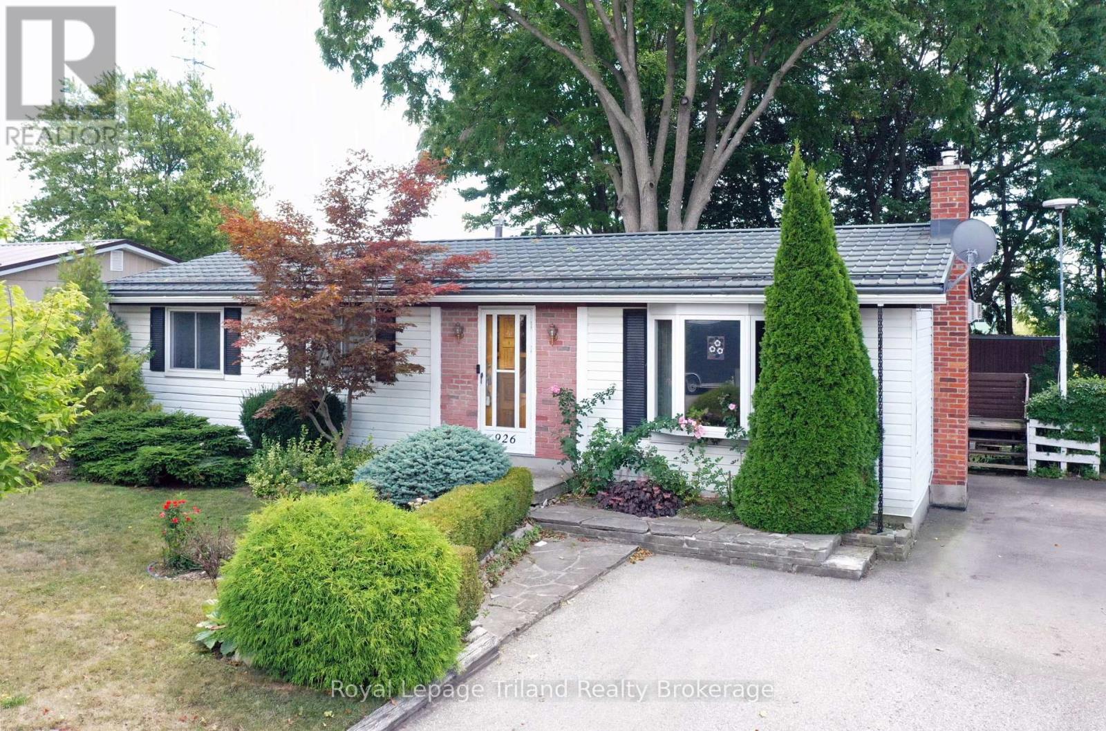 926 Sunset Blvd, Woodstock, ON N4S 4A6
