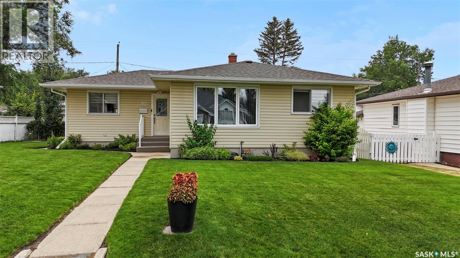 474 4 Avenue Southeast, Swift Current, SK S9H 3M1