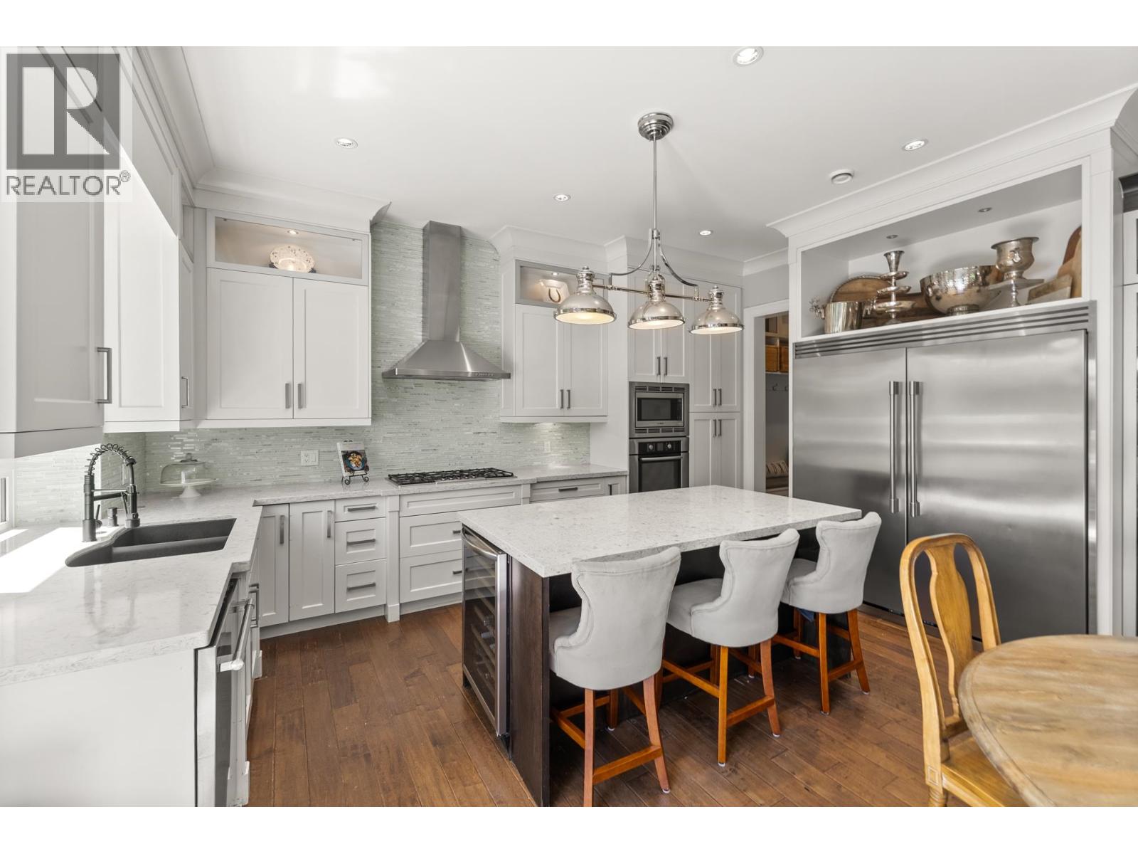 5898 Cove Reach Rd, Delta, BC V4K 5G9