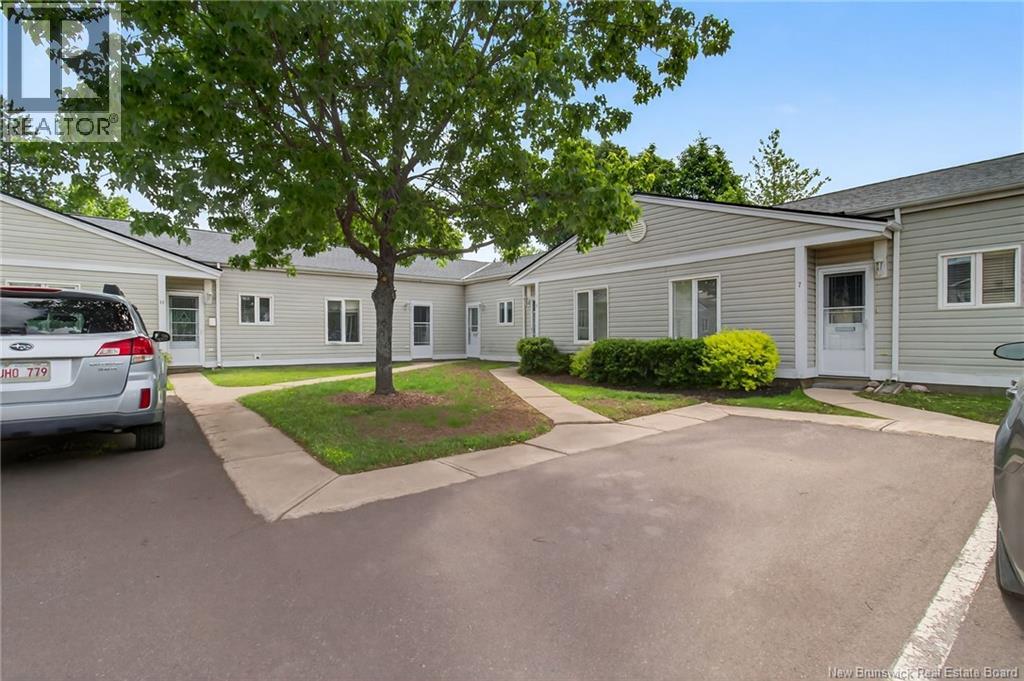 331 Mclaughlin Drive Unit 8, Moncton, NB E1A 4R3