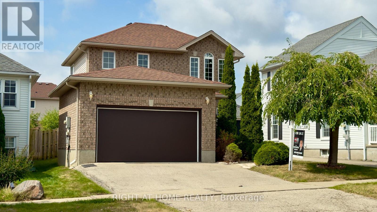 19 Windflower Dr, Kitchener, ON N2E 3L3