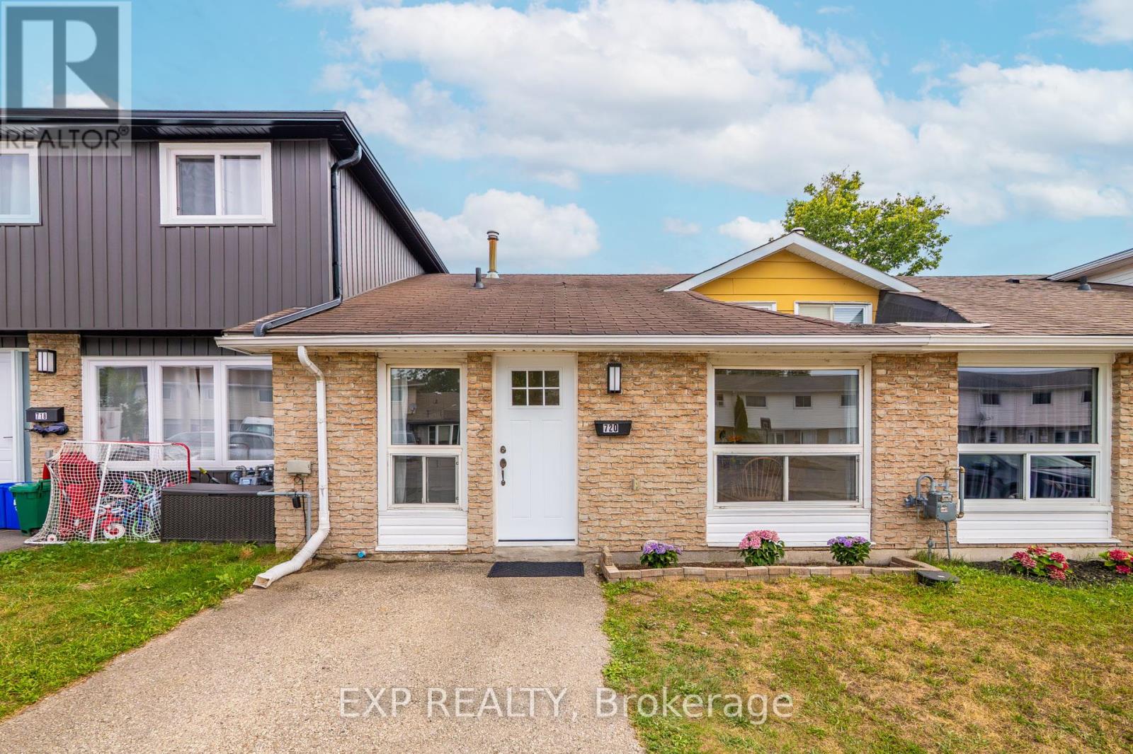 720 Parkview Cres, Cambridge, ON N3H 4X9