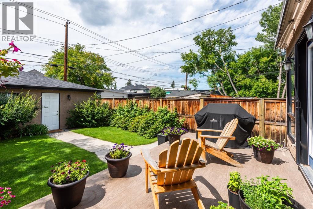 15 Street Nw Unit 115, Calgary, AB T2N 2A8