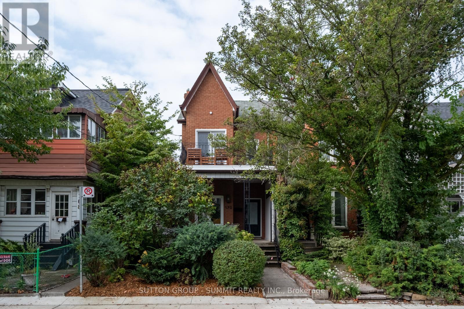 170 Margueretta St, Toronto, ON M6H 3S3