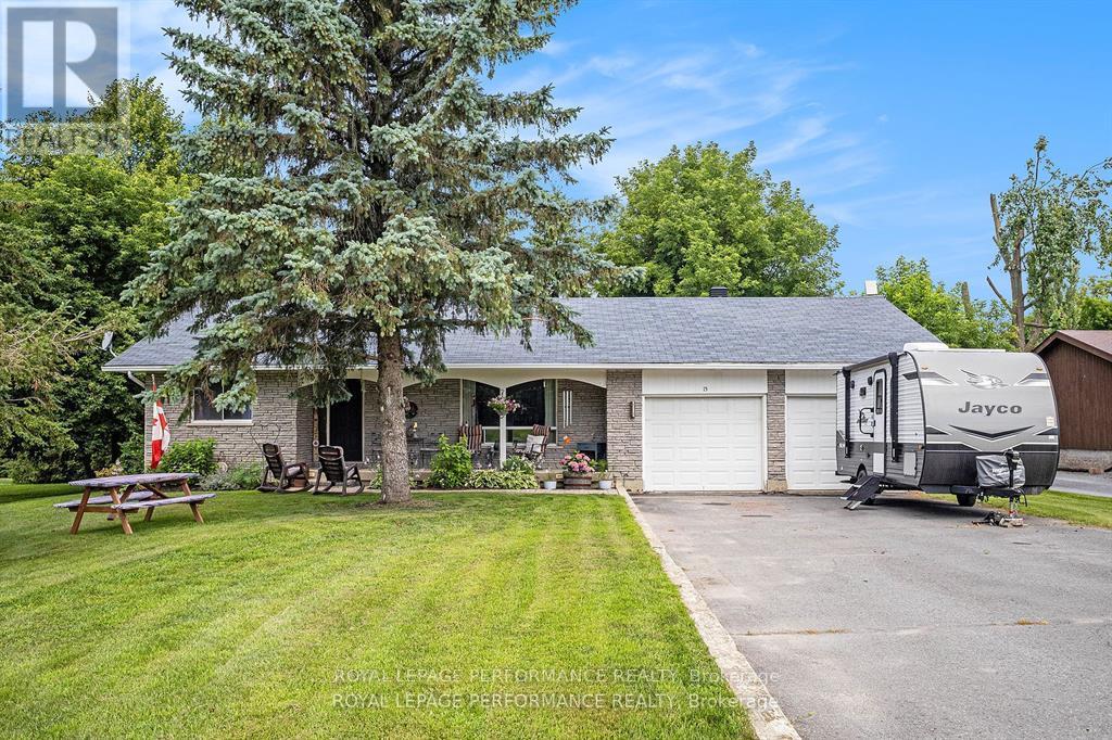 15 Fair St, North Glengarry, ON K0C 1T0