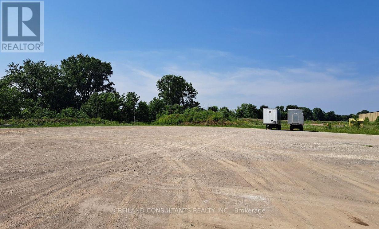 195-200 Bothwell St, Chatham-Kent, ON N7M 5J5