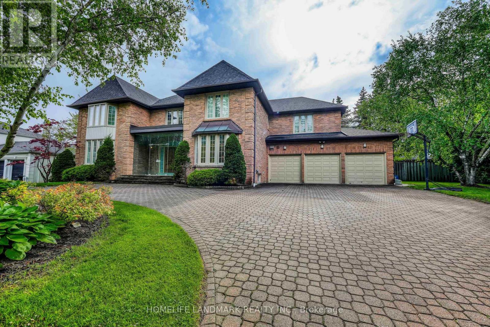 10 Prescott Ct, Markham, ON L3T 5W7