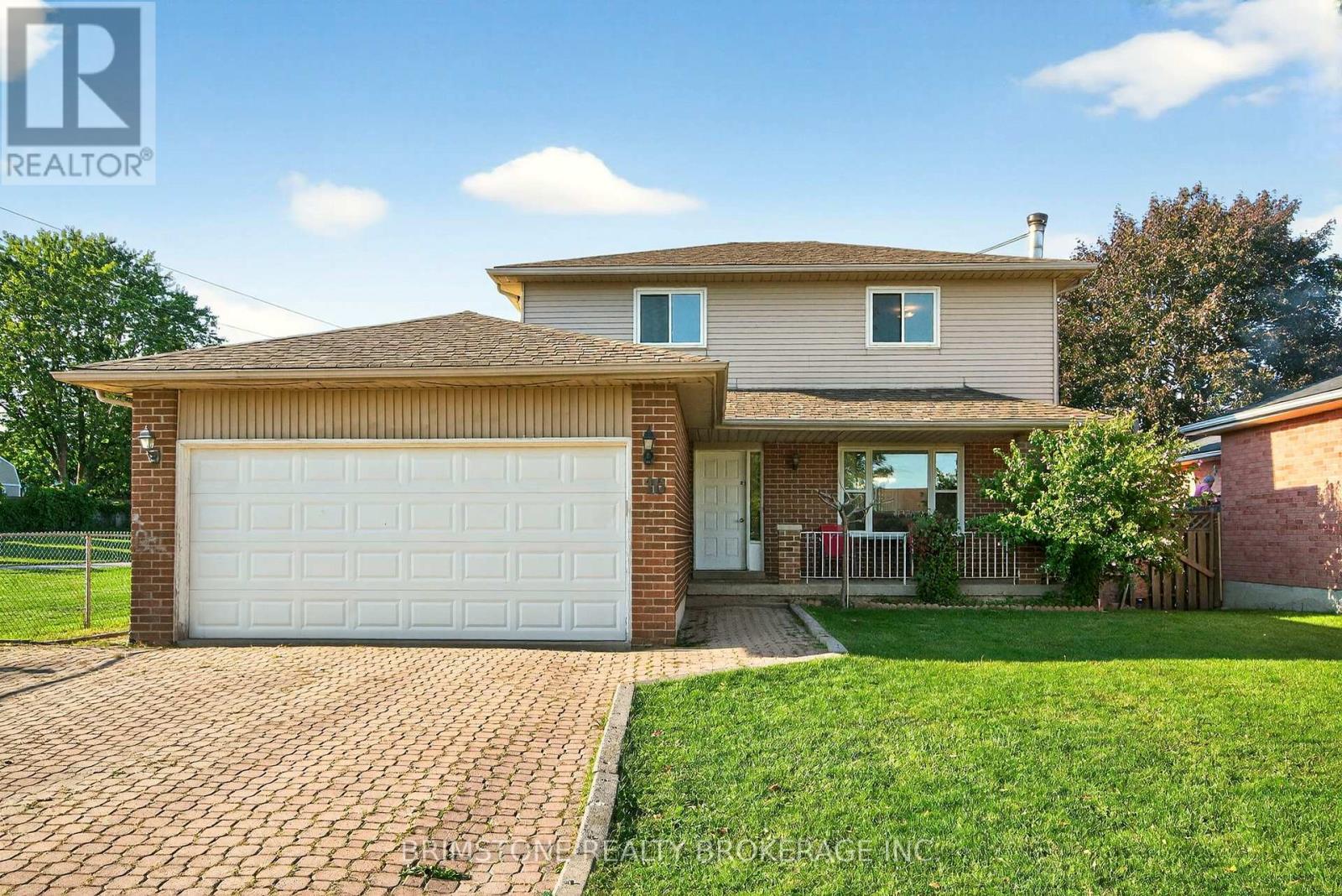 16 Northgate Dr, Bradford West Gwillimbury, ON L3Z 2G8