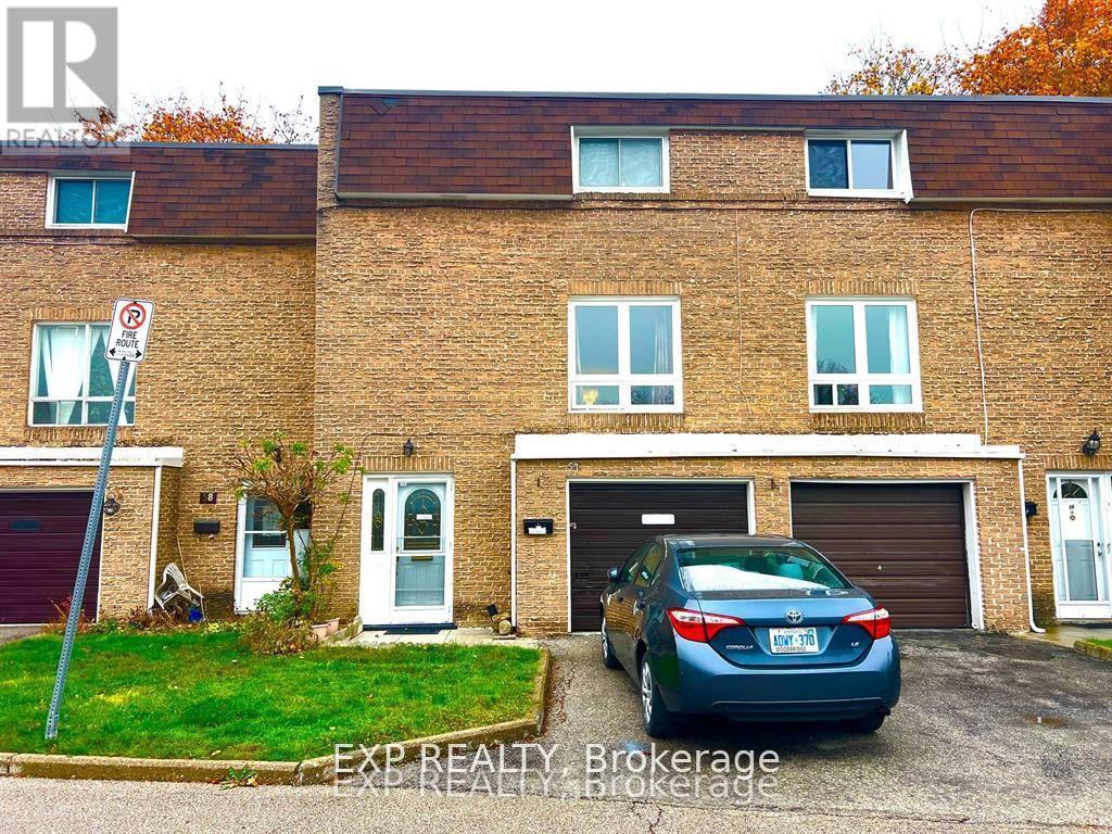 57 39 Lexington Ave, Toronto, ON M9V 2G4
