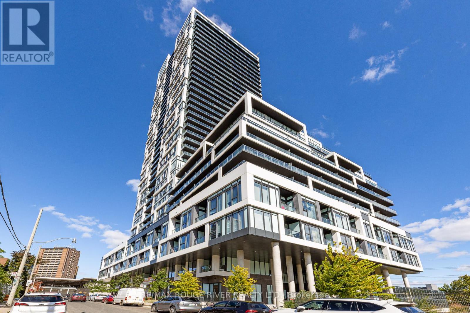 402 5 Defries St, Toronto Regent Park, ON M5A 0W7
