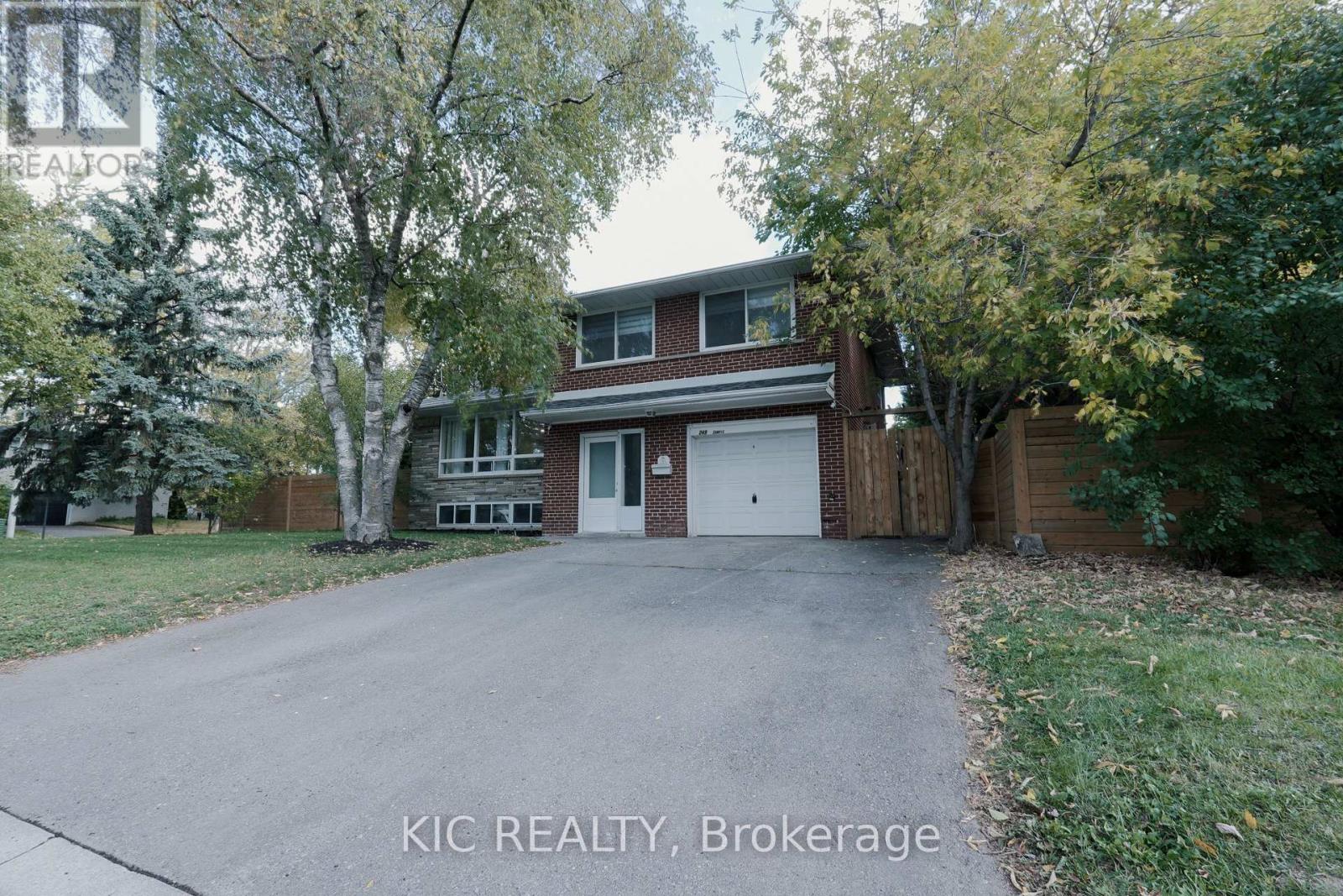 249 Tampico Rd, Richmond Hill, ON L4C 4R8