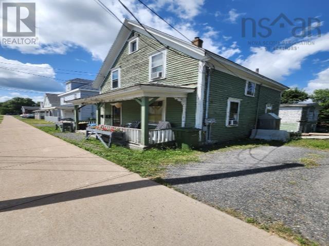 487 Macdonald St, New Glasgow, NS B2H 2W3