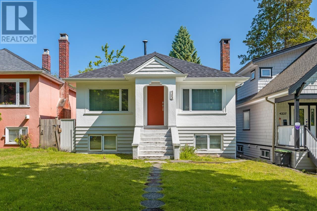 4343 W 15th Ave, Vancouver, BC V6R 3A9