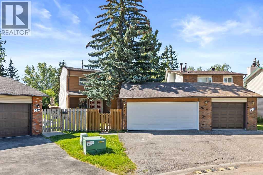 215 Ranchview Ct NW, Calgary, AB T3G 1A5