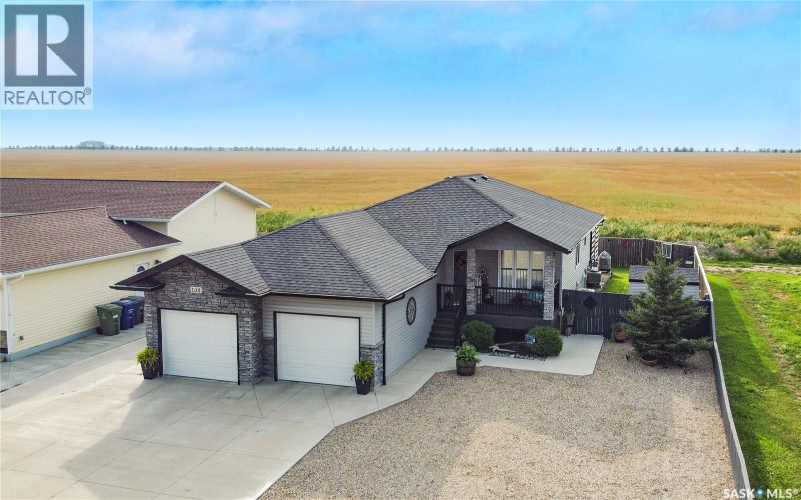100 Diefenbaker Ave, Hague, SK S0K 1X0