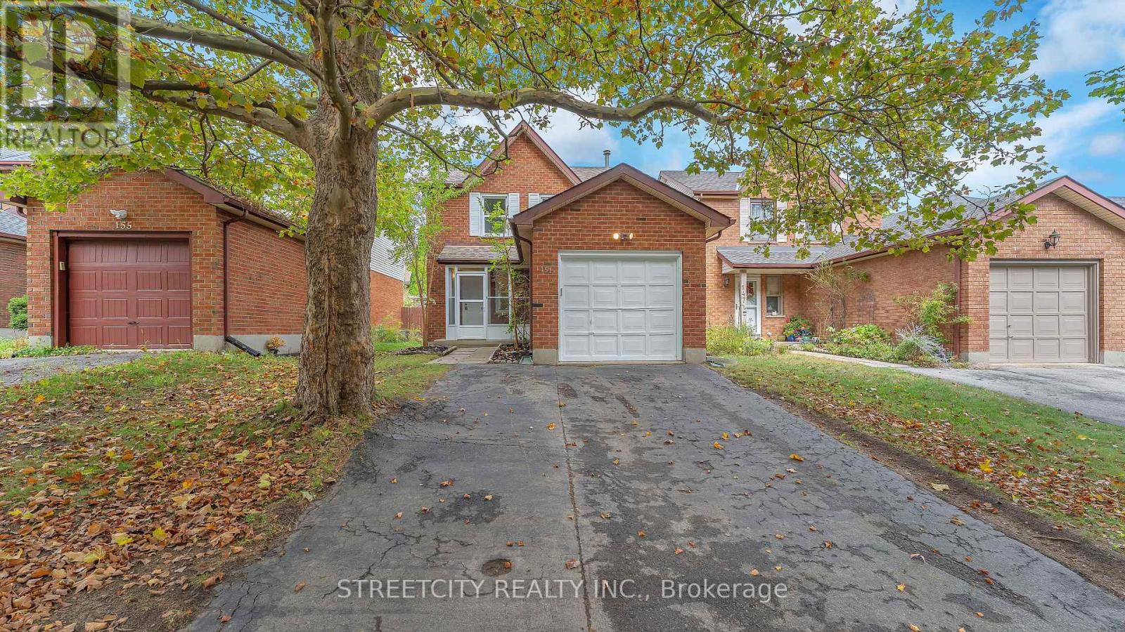 151 Walmer Gdns, London, ON N6G 4H6