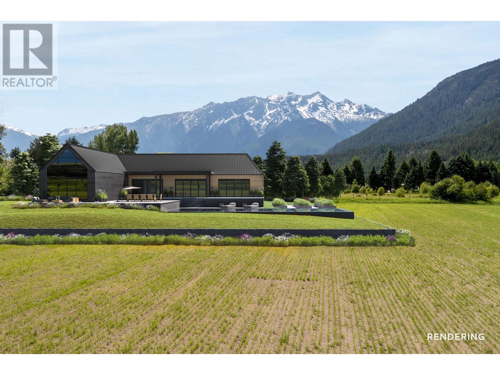 7631 Pemberton Meadows Rd, Pemberton, BC V0N 2L2