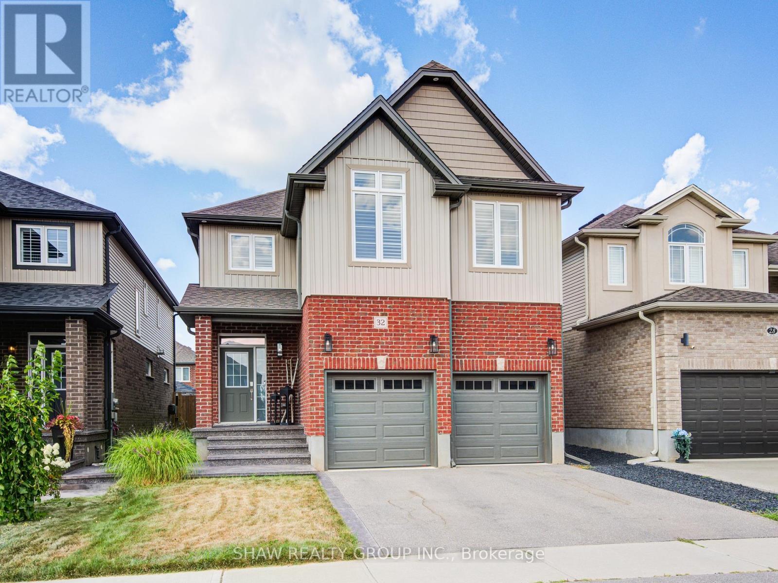 32 Arlington Pkwy, Brant, ON N3L 0G2