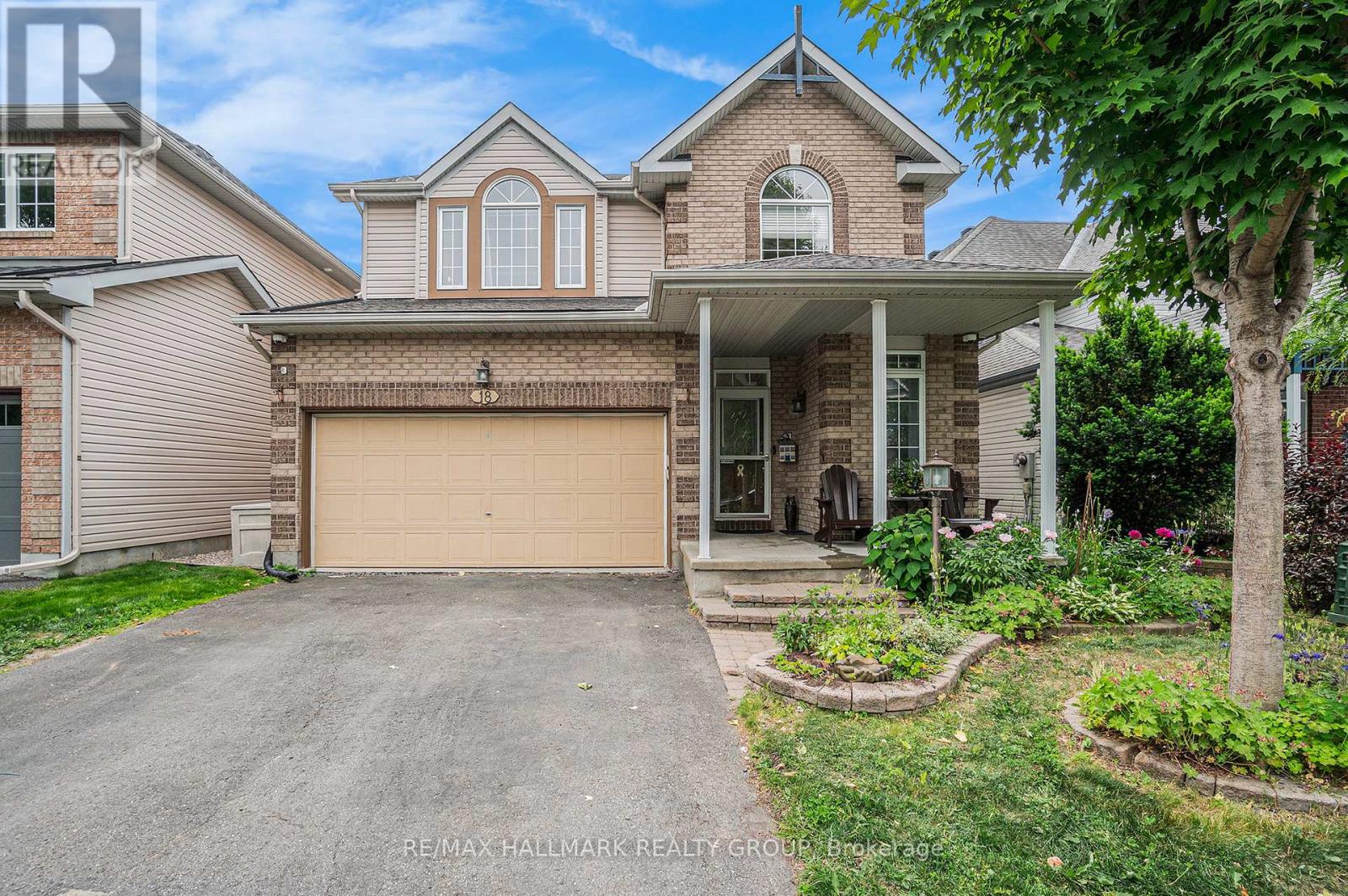 18 Golders Green Ln, Ottawa, ON K2J 5C1