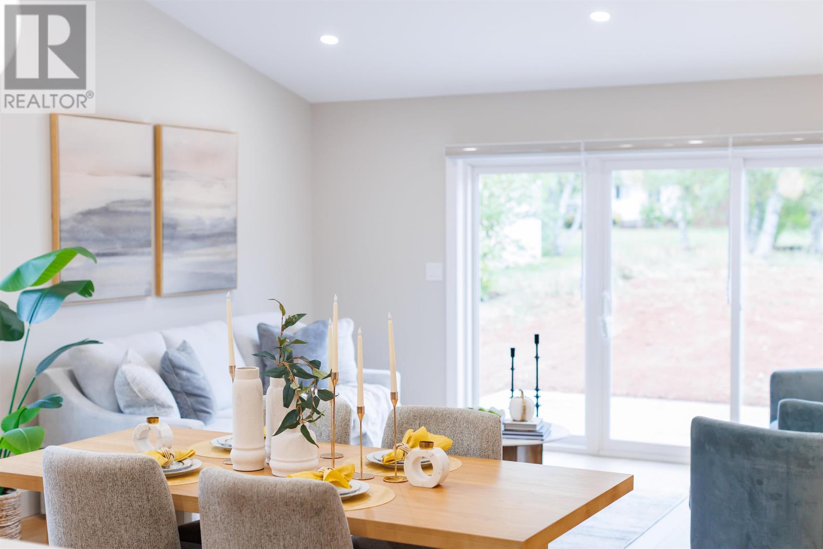 86 St Clair St, Summerside, PE C1N 0L2