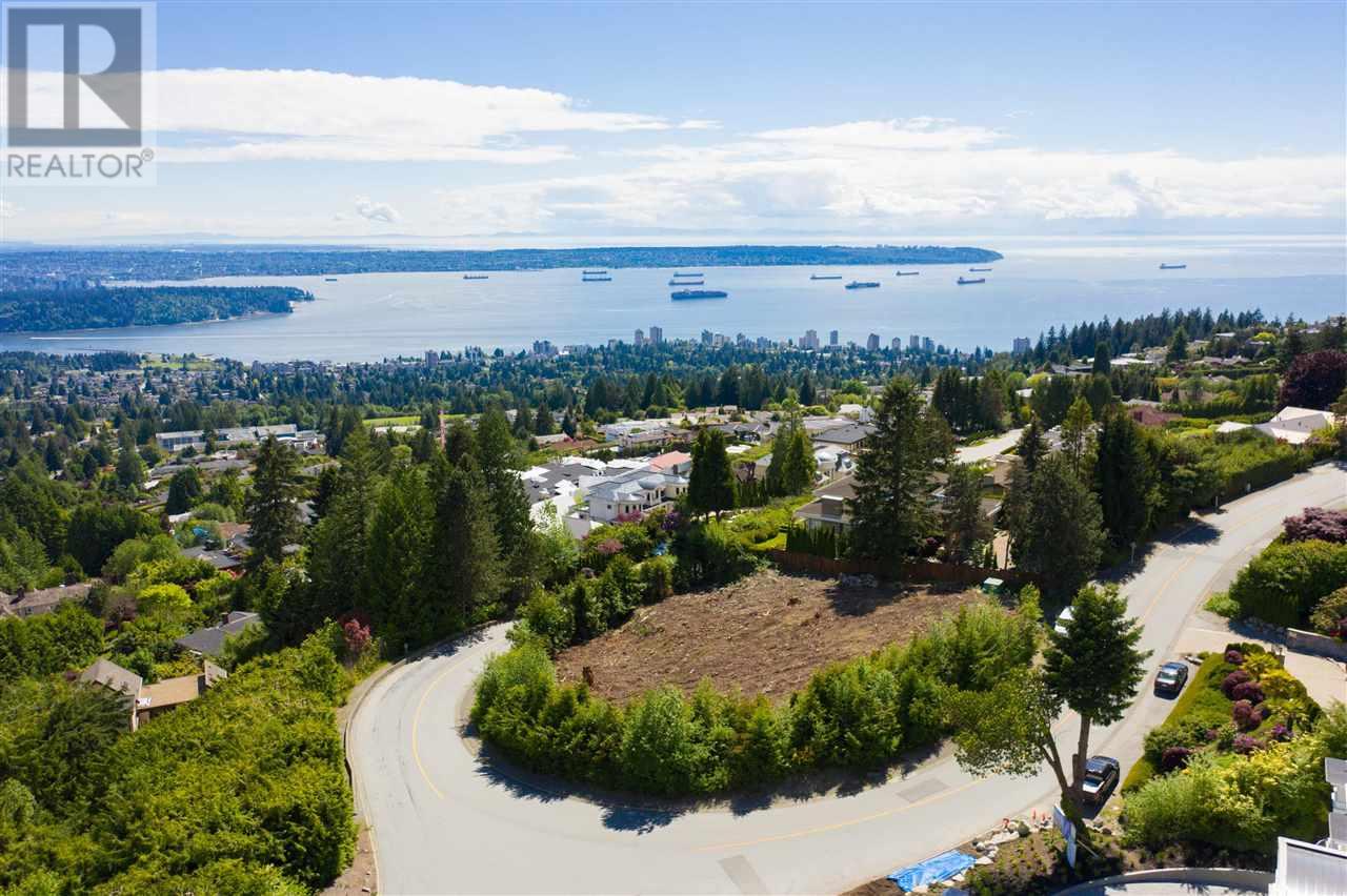 1430 Chartwell Dr, West Vancouver, BC V7S 2S1