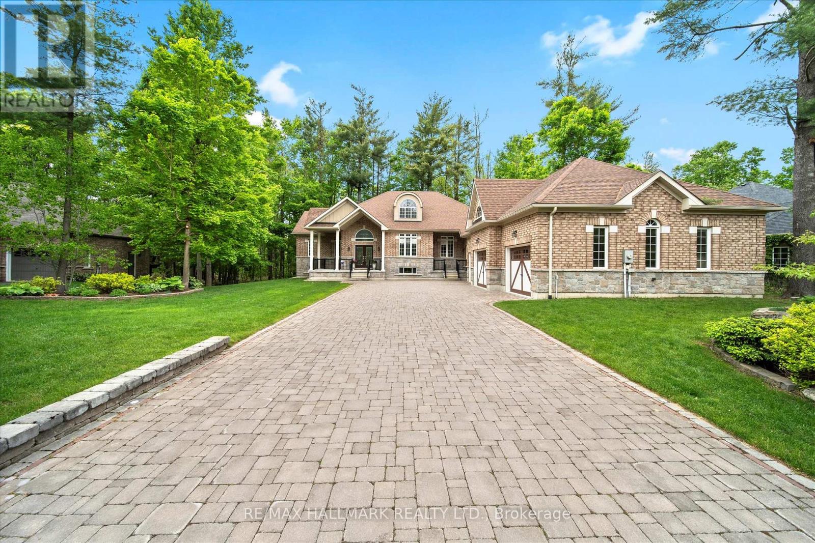 24 Diamond Valley Dr, Oro-Medonte, ON L0L 2E0