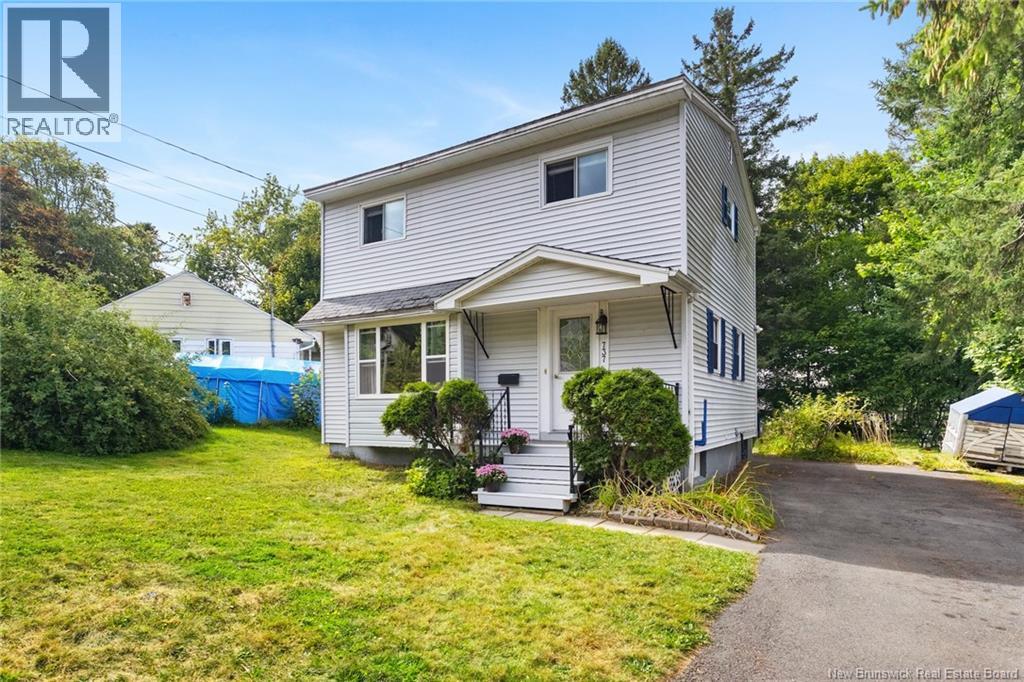 737 Reid St, Fredericton, NB E3B 3V6