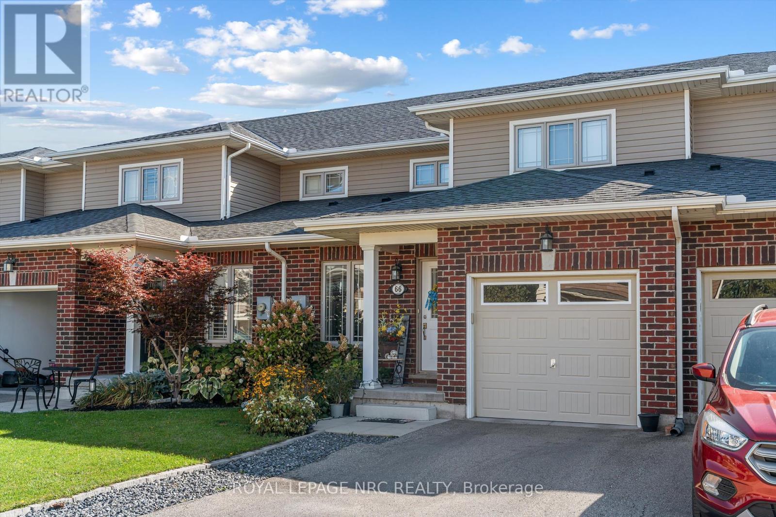 66 Oliver Ln, St. Catharines, ON L2P 0E4