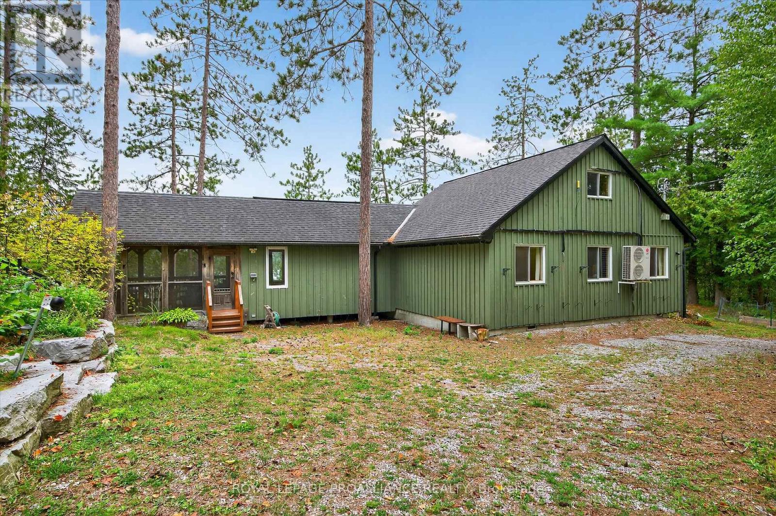 1051 Tapoke Ln, Minden Hills, ON K0M 2L1
