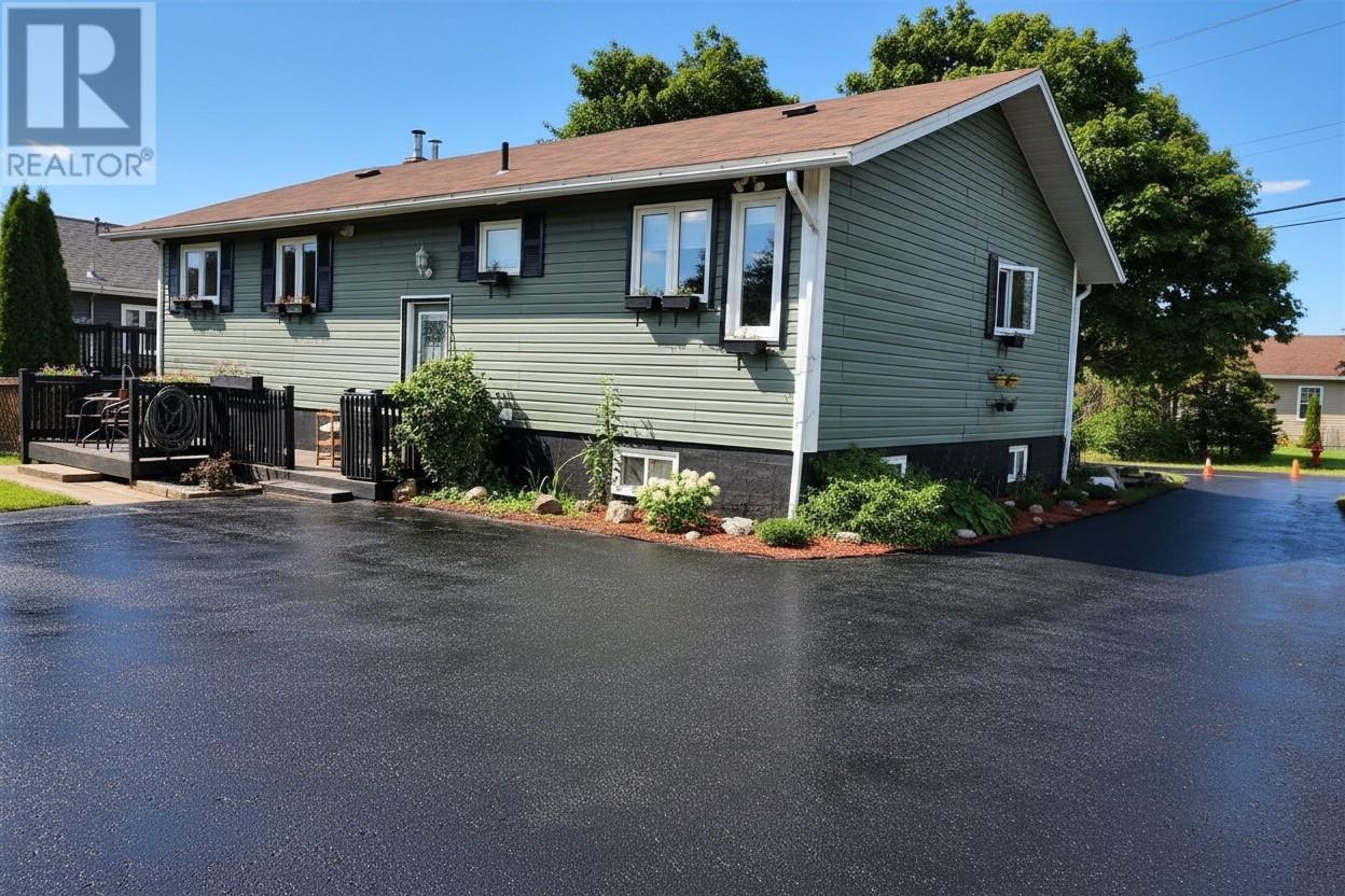 88 Patricks Path, Torbay, NL A1K 1J8