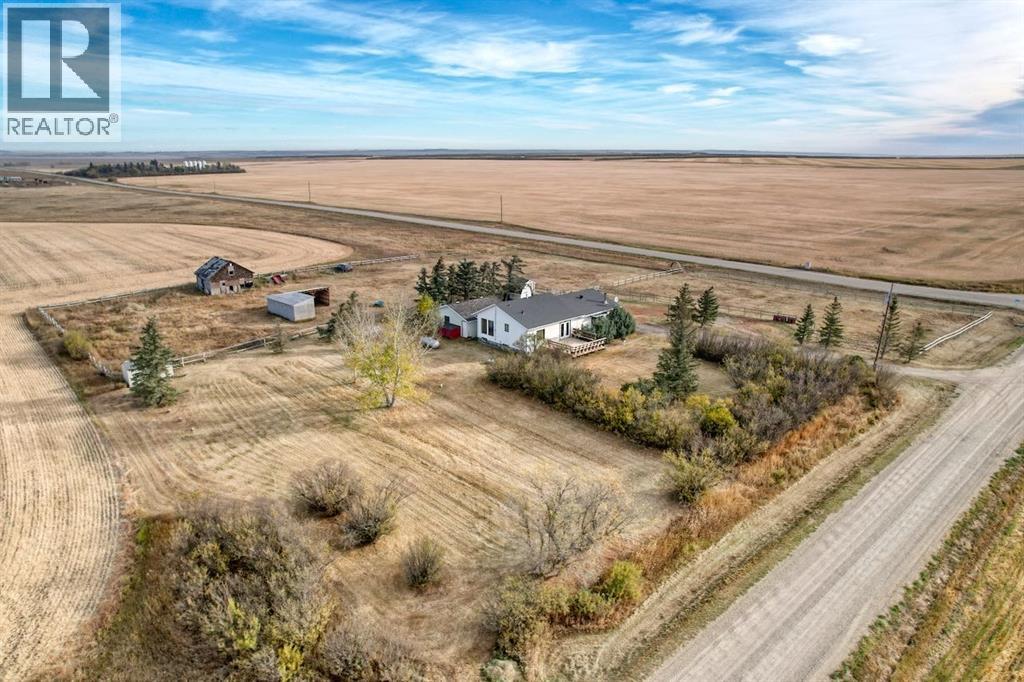 25002 Township Road 290, Acme, AB T0M 0A0