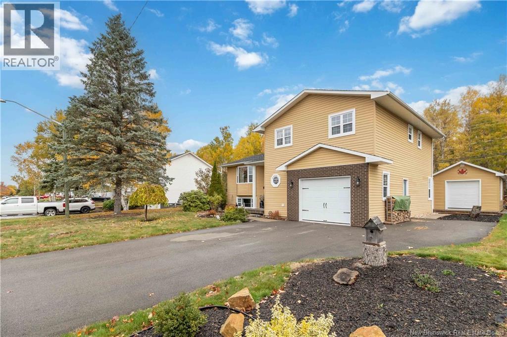 67 Mcdowell Ave, Riverview, NB E1B 4M6
