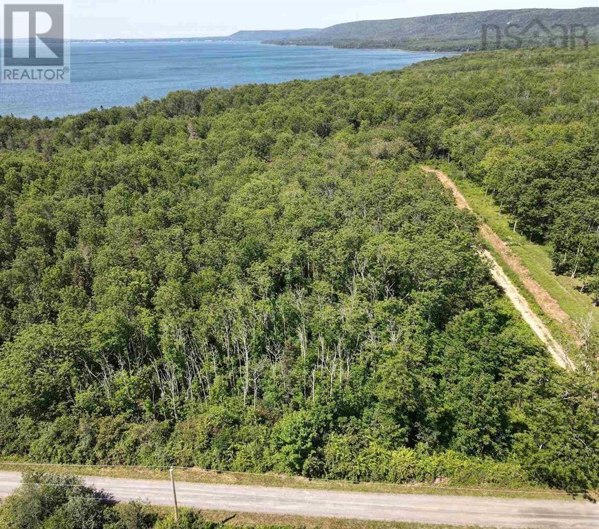 Hansa Strasse Road, Karsdale, NS B0S 1K0