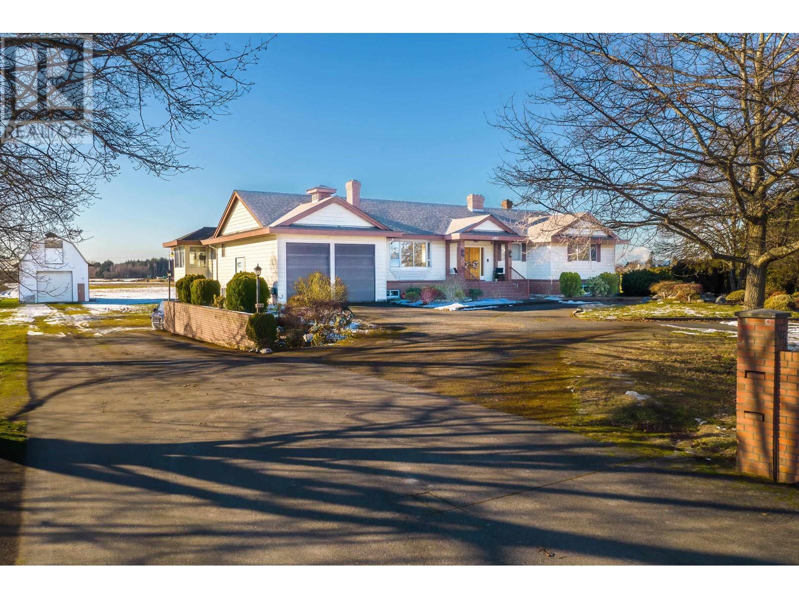 11871 No 3 Rd, Richmond, BC V7A 1X3