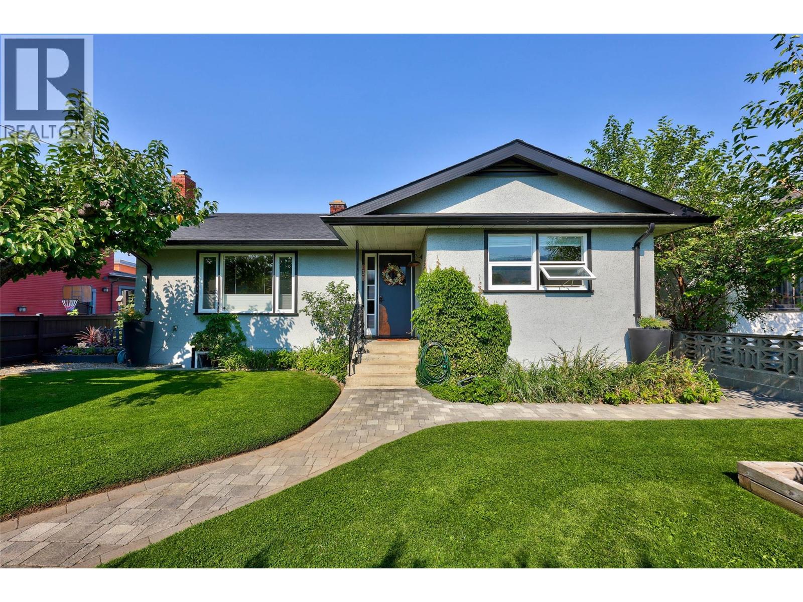 838 Nicola St, Kamloops, BC V2C 2R7