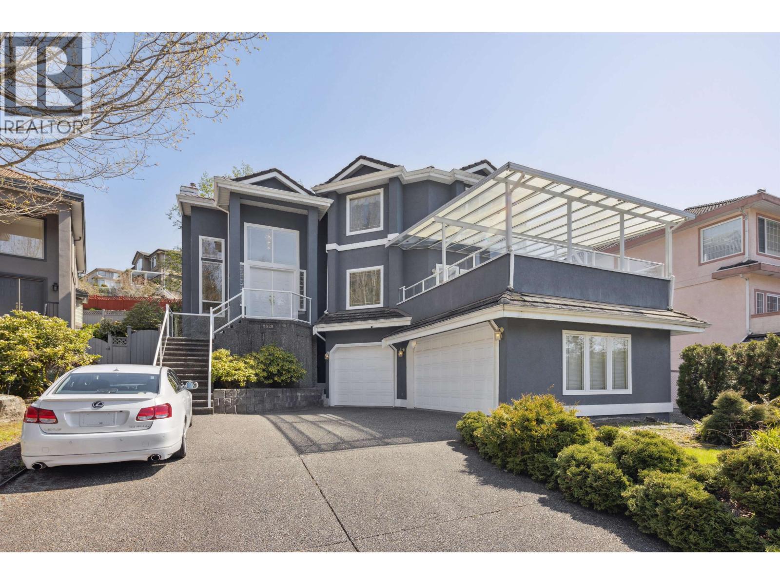 2525 Sapphire Pl, Coquitlam, BC V3E 2Z1