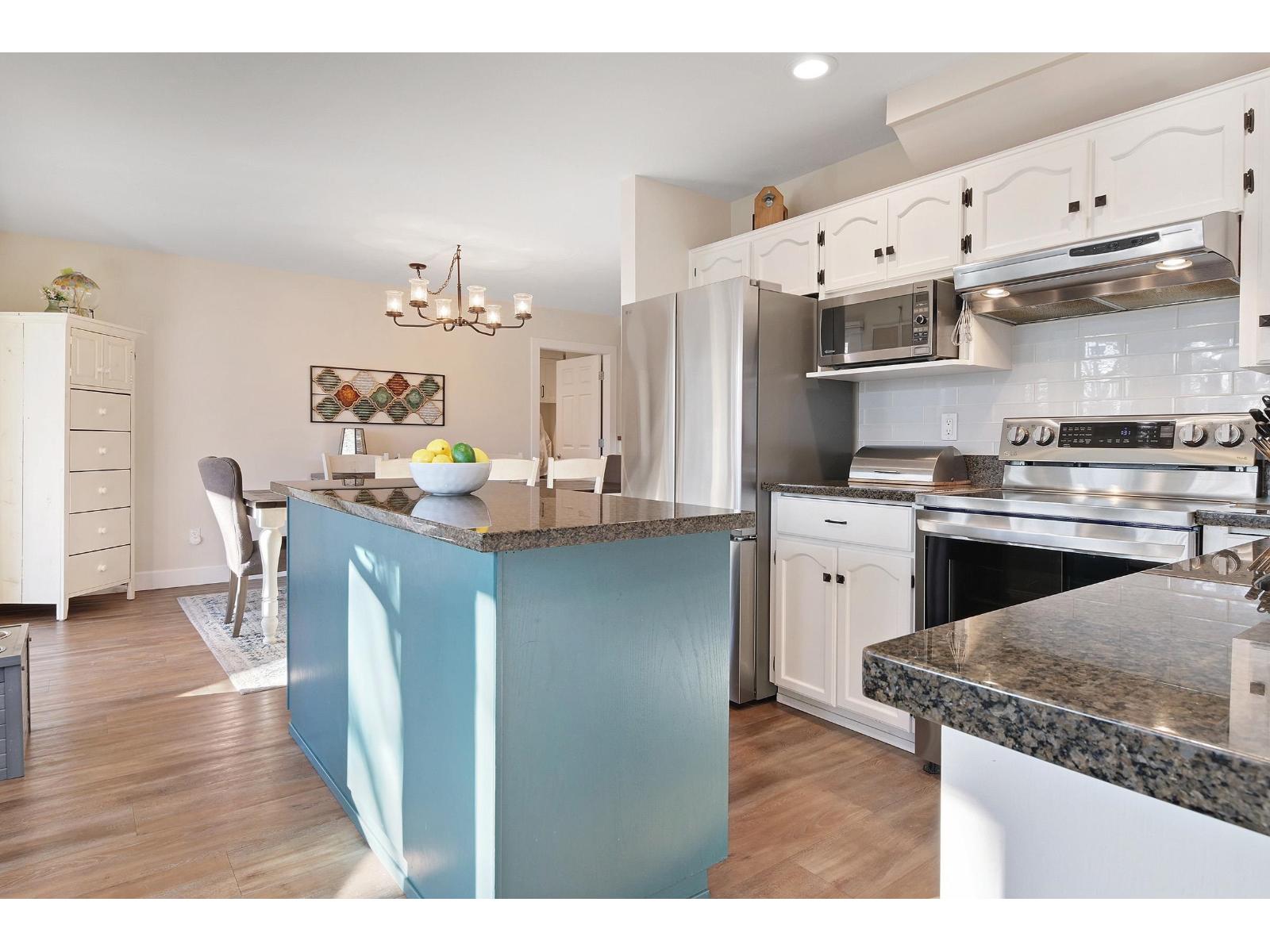58 Avenue Unit 18274 #a, Surrey, BC V3S 7E9