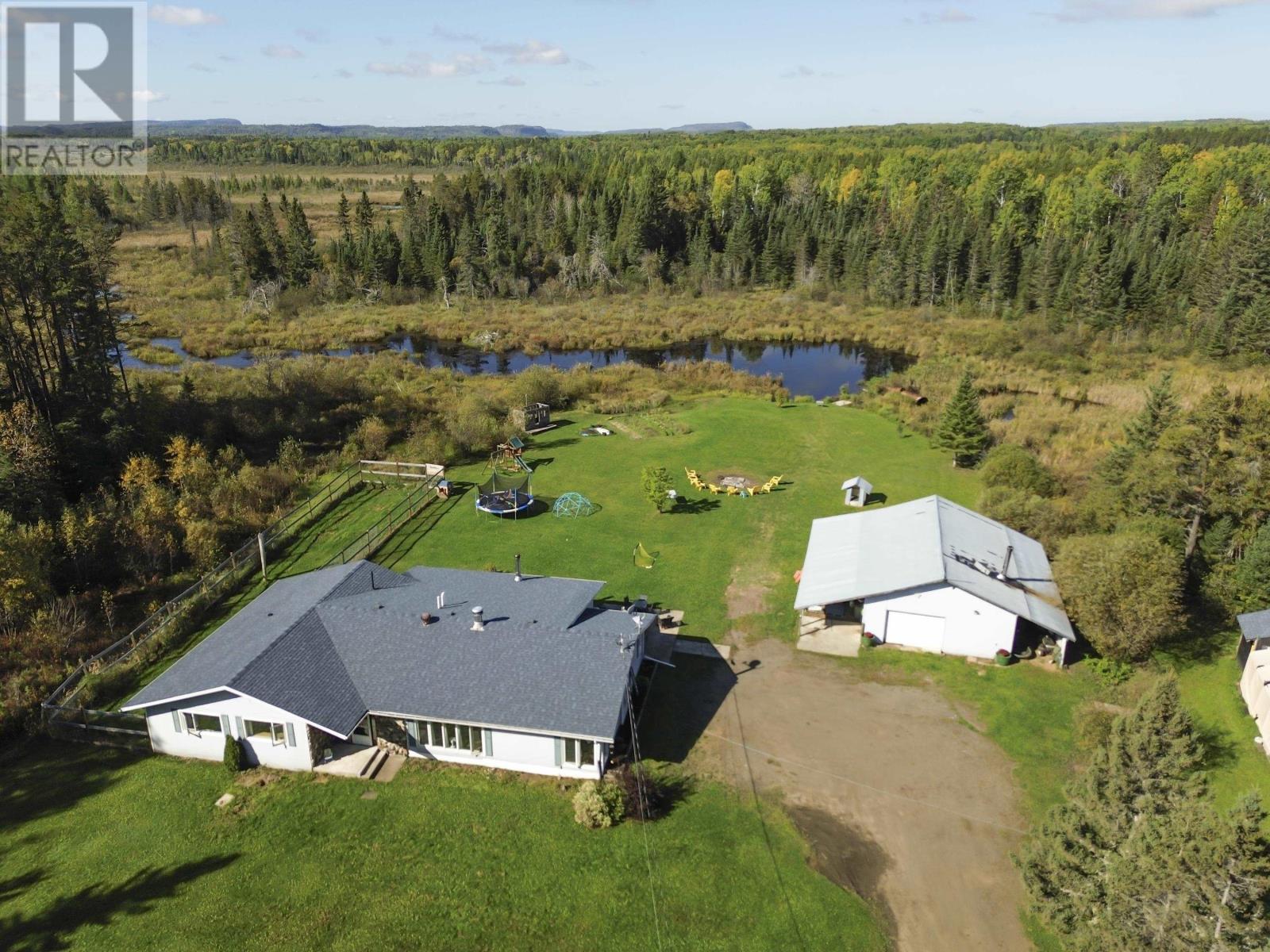 321 Hwy 597, Neebing, ON P7L 0E8