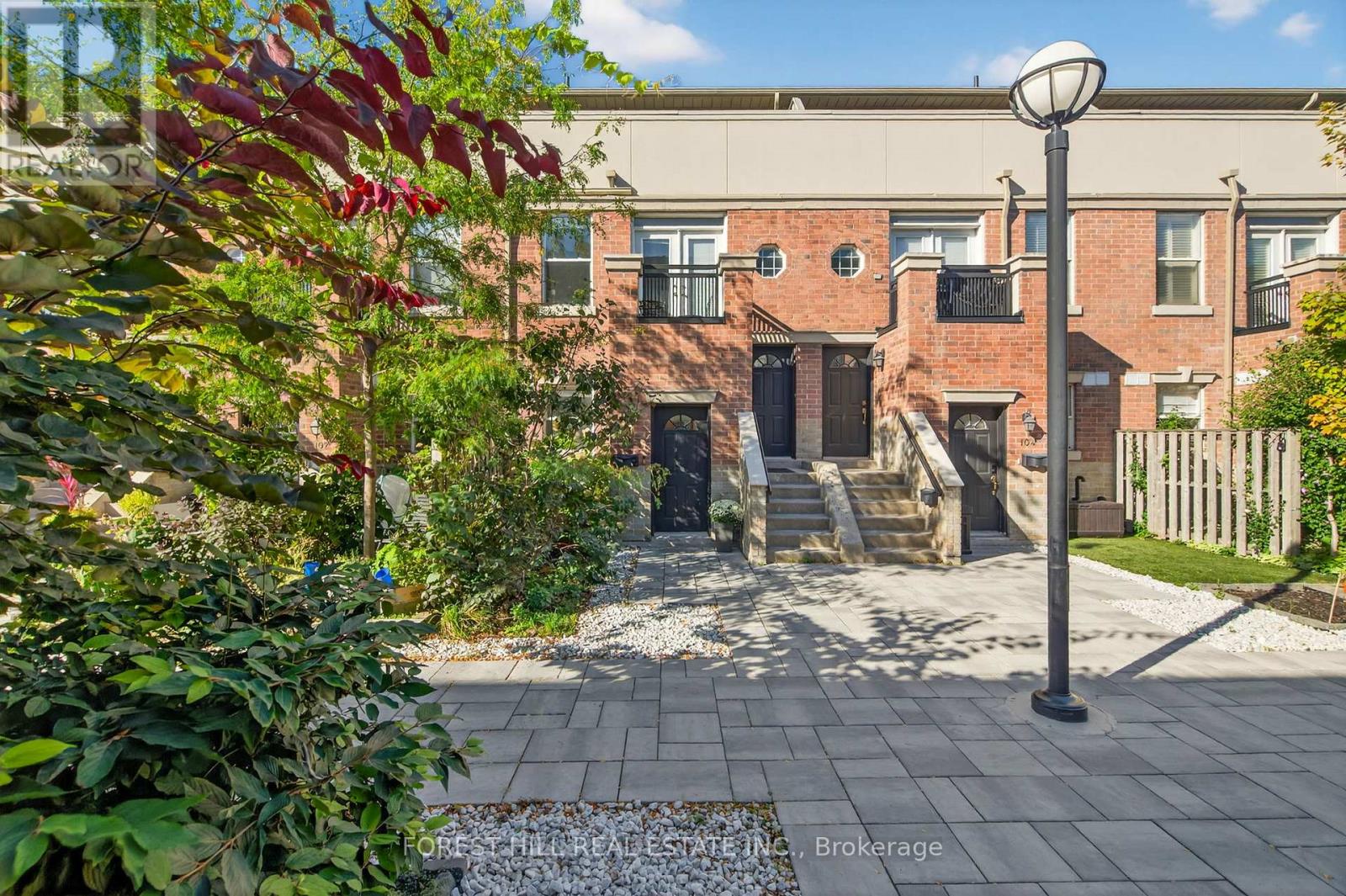 103 55 Halton St, Toronto, ON M6J 1R5
