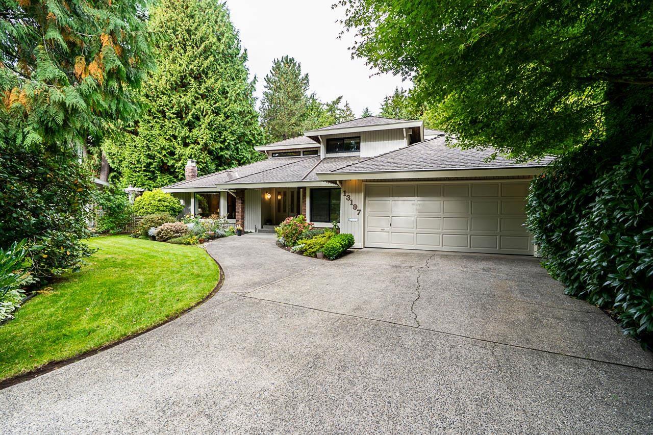 13197 Amble Greene Close, Surrey, BC V4A 6P9