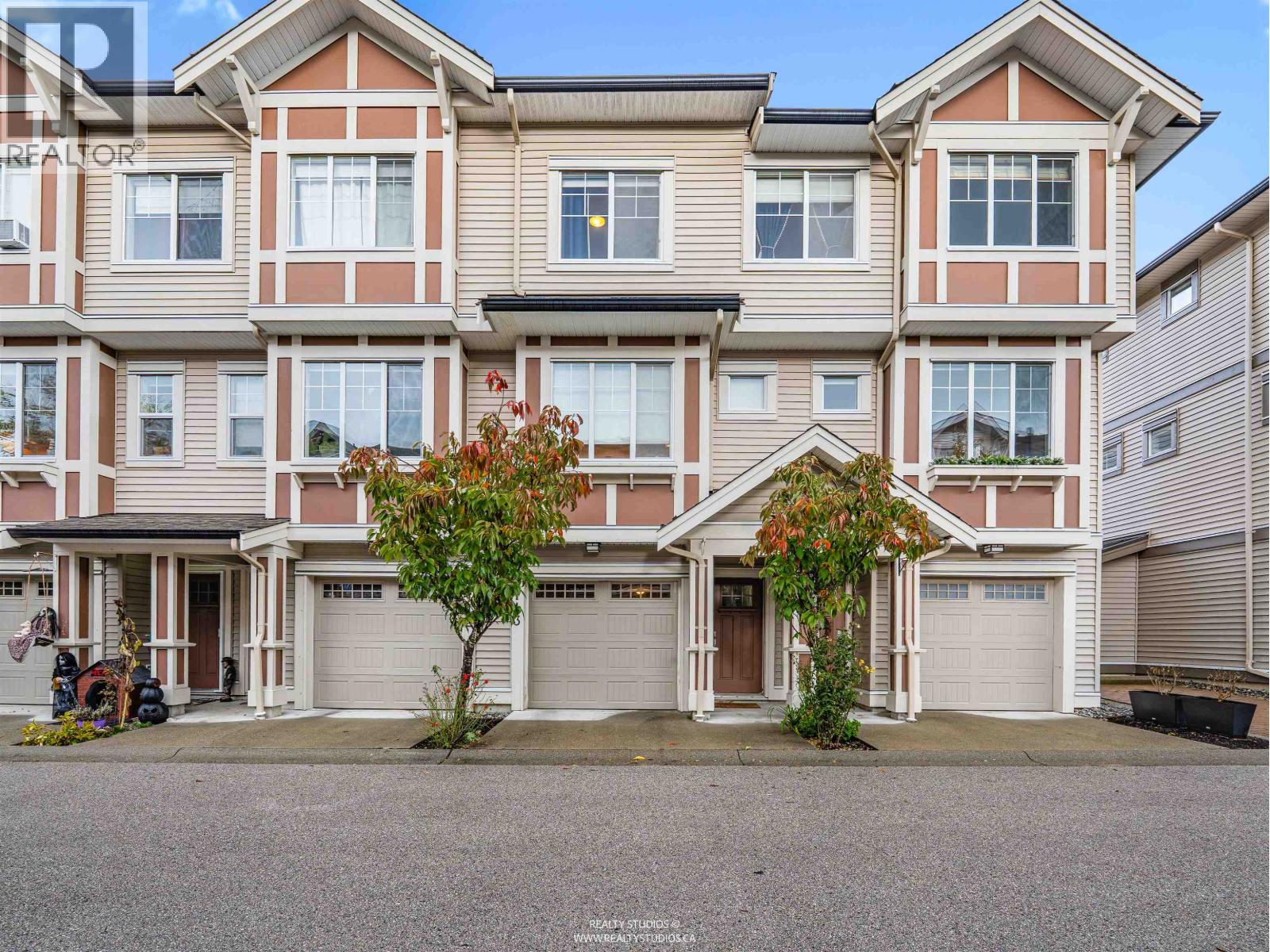 10151 240 Street Unit 113, Maple Ridge, BC V2W 0G9