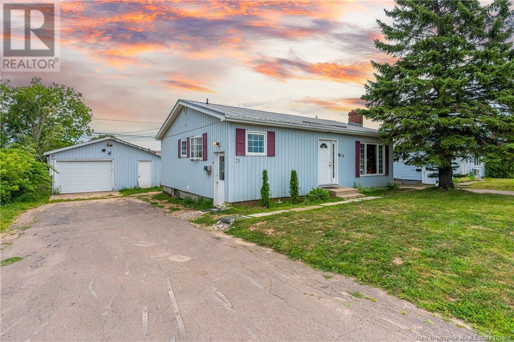 73 Mapleton Rd, Moncton, NB E1C 7W6