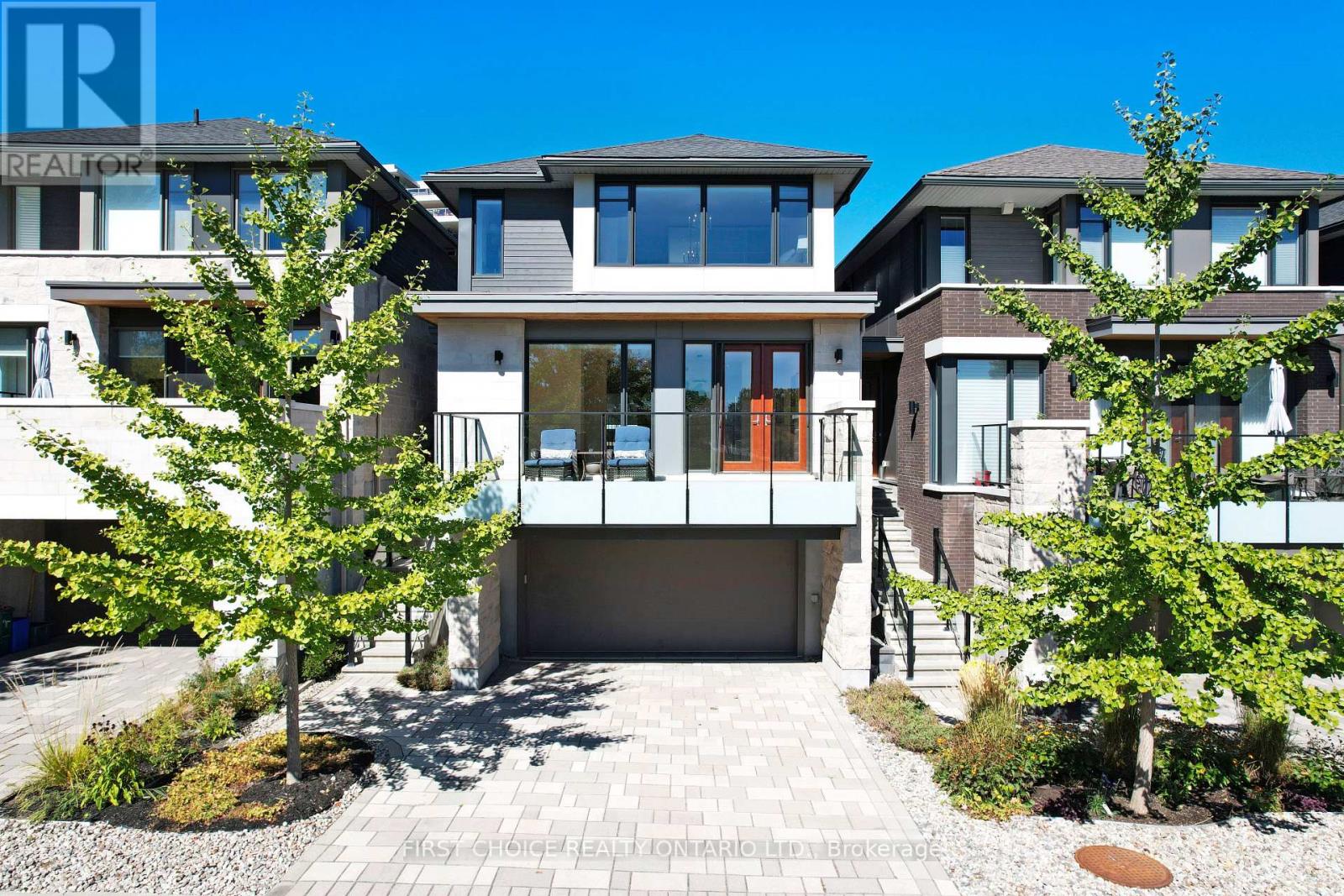 127 Clegg St, Ottawa, ON K1S 5P7