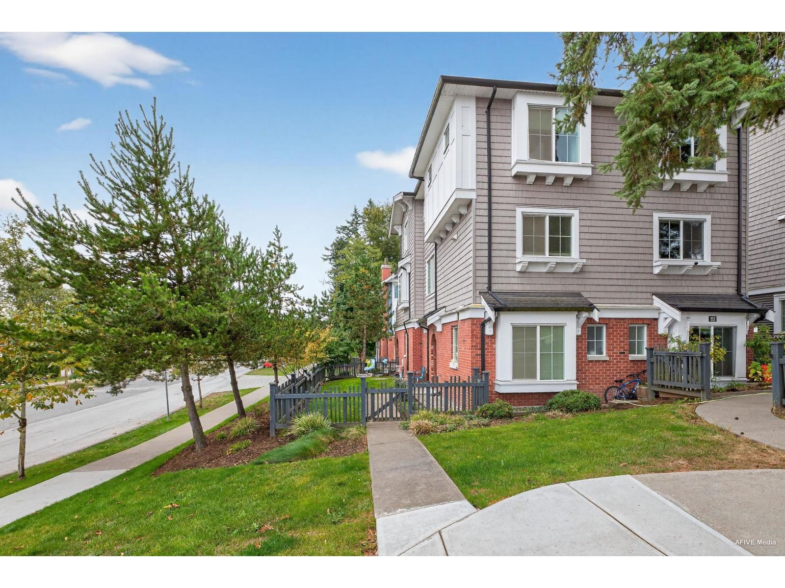 14833 61 Avenue Unit 163, Surrey, BC V3S 6T6