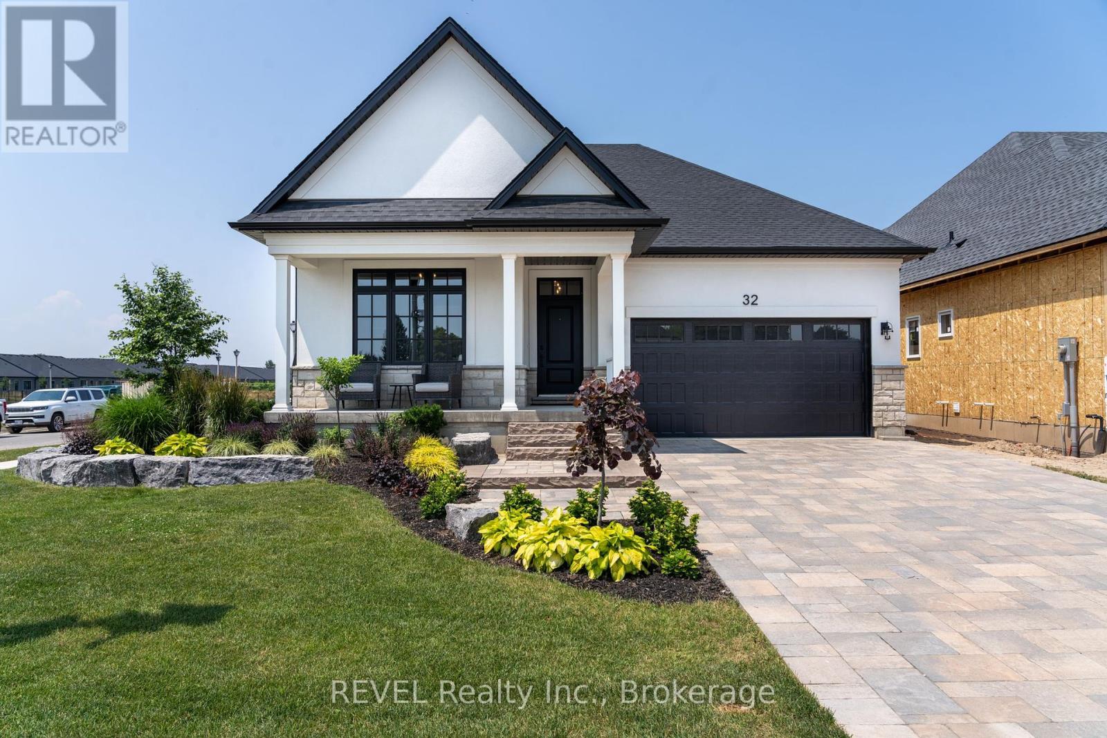32 Harvest Dr, Niagara-on-the-lake Virgil, ON L0S 1J0