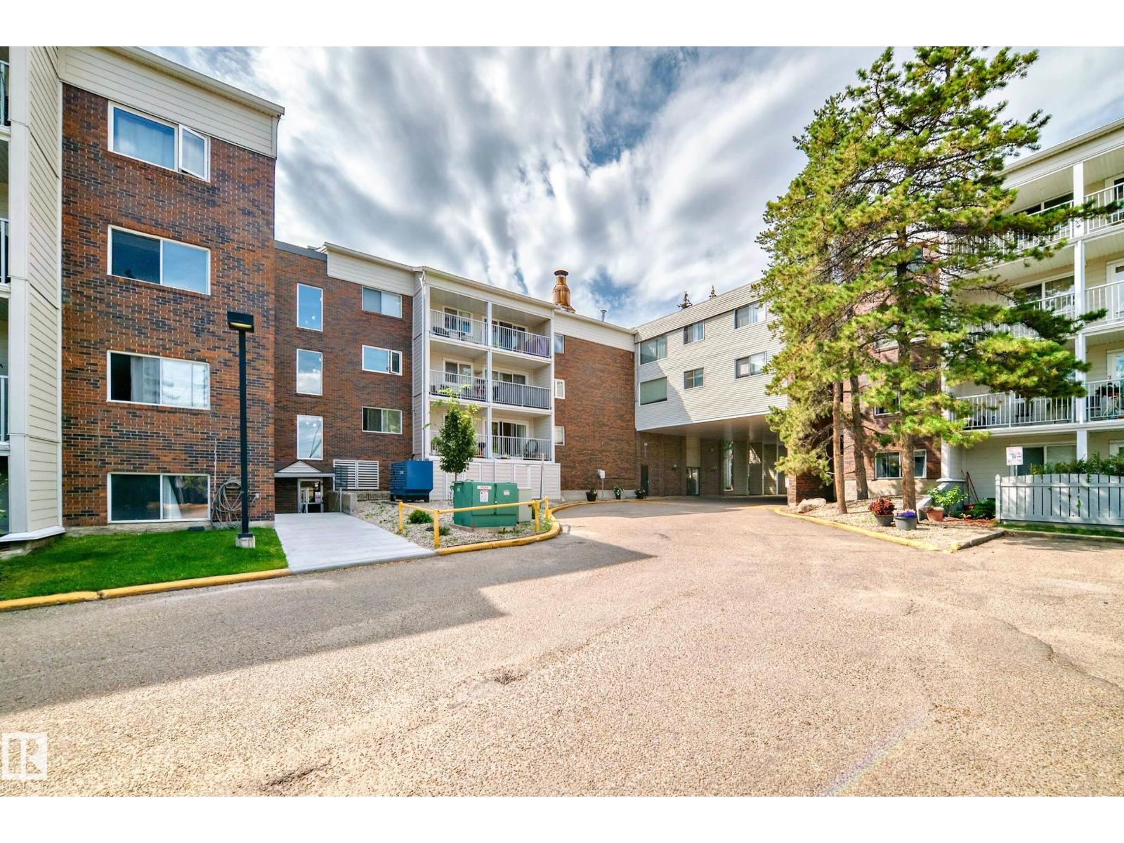 4404 122 Street Northwest #306, Edmonton, AB T6J 4A9