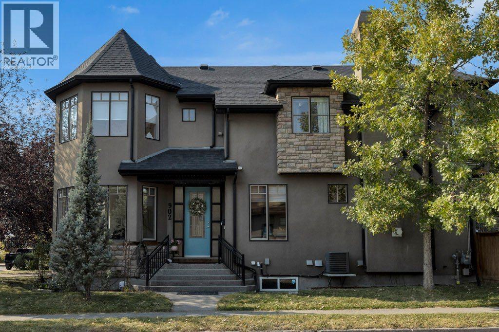 23 Avenue Nw Unit 902, Calgary, AB T2M 1T4