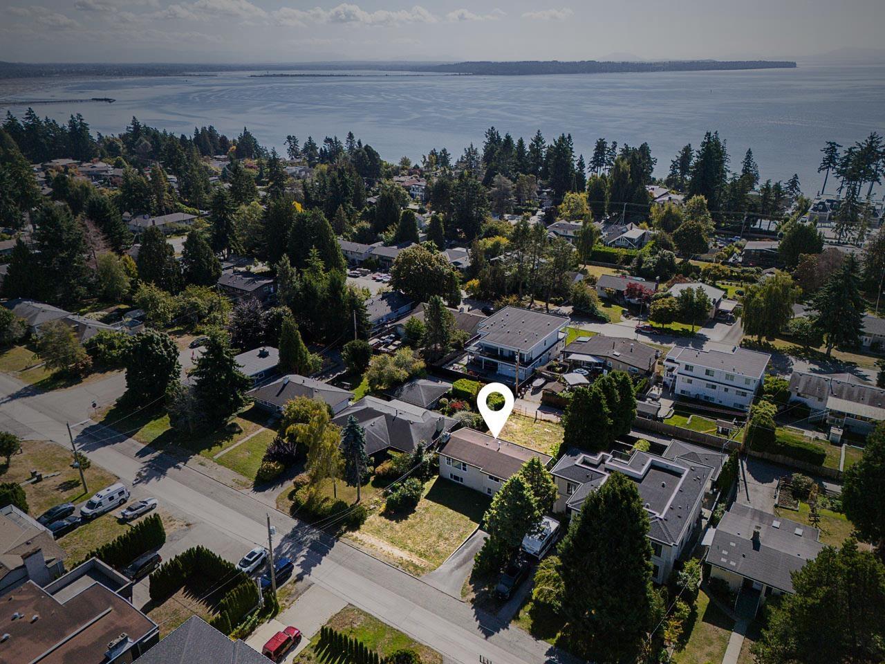 13850 Blackburn Ave, White Rock, BC V4B 2Y8