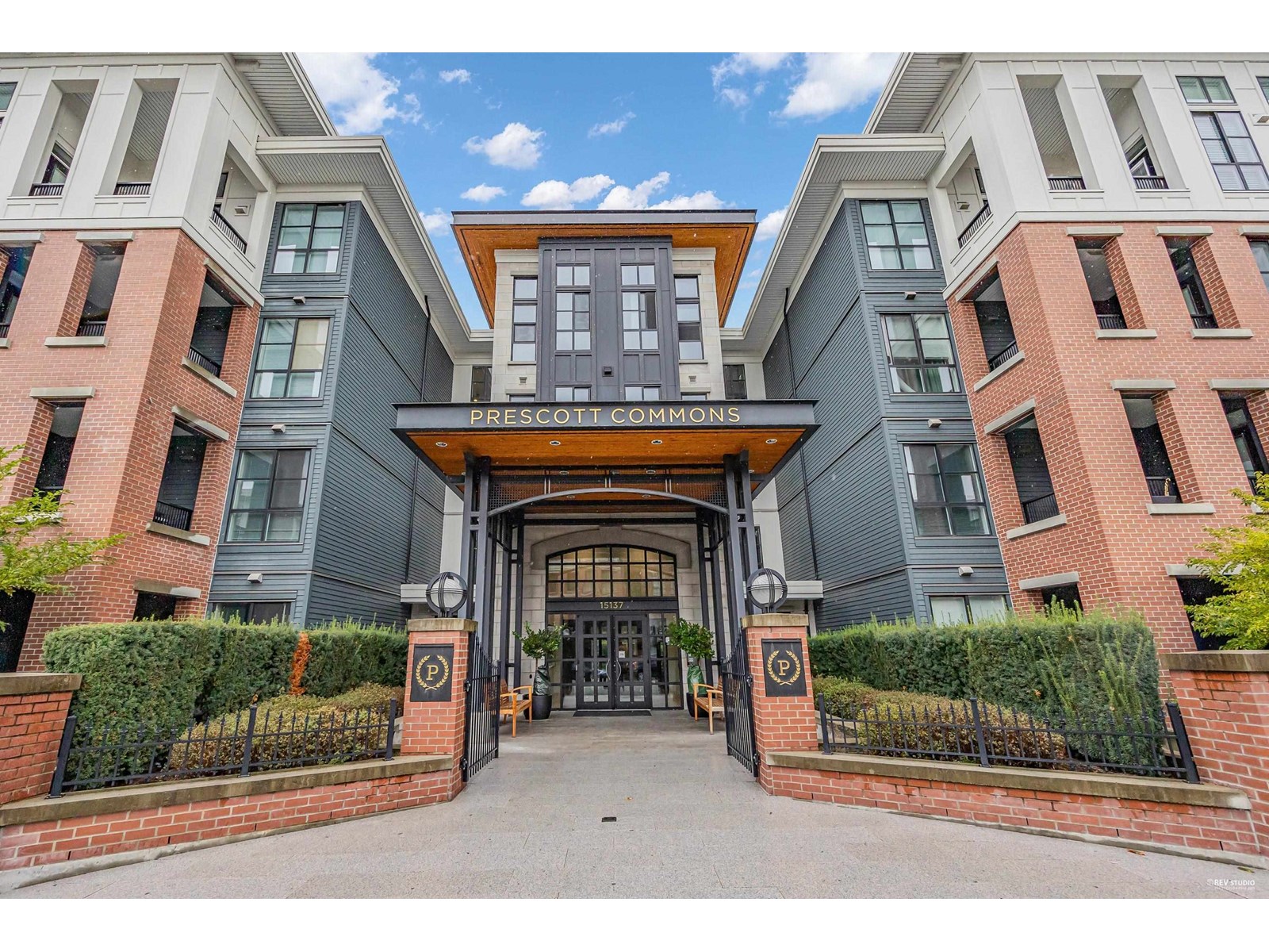 15137 33 Avenue Unit 120, Surrey, BC V3Z 0Y1